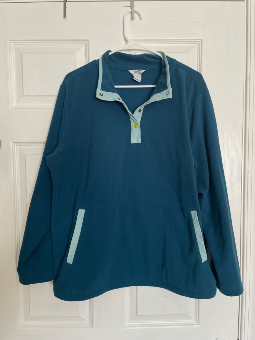 Duluth Women’s XXL Blue Pullover Fleece with Light Aqua Trim and Yellow Buttons